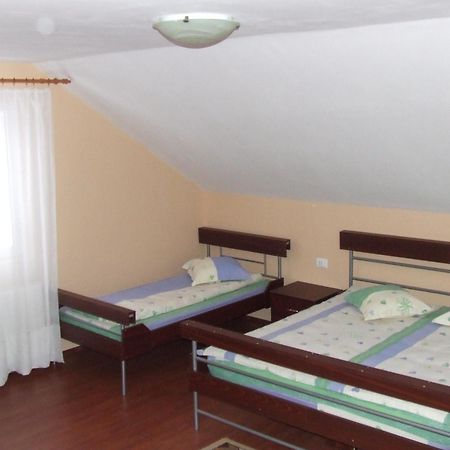 Villa Casa Bryanna à Cavnic Chambre photo