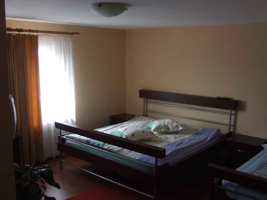 Villa Casa Bryanna à Cavnic Chambre photo